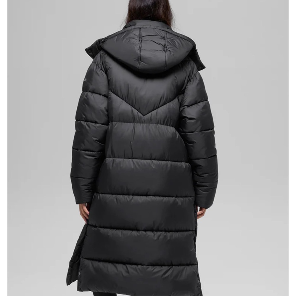 ALO Yoga Women's Charcoal Puffer Jacket